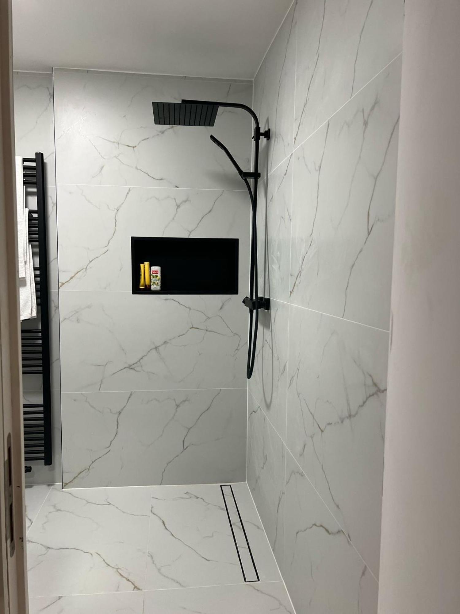 Villa Op De Hoek Rooms 알스트 외부 사진